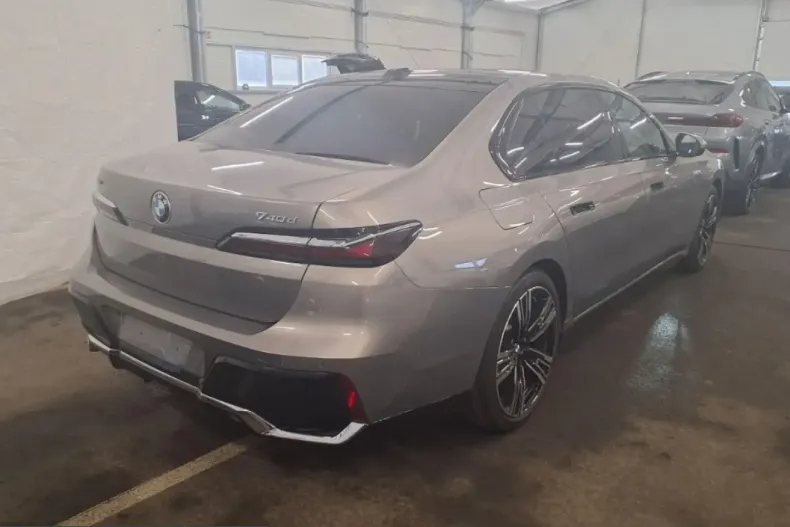 BMW 740 (Seria 7) din 2025 cu 11.901 km - oferta BMW200031 - foto 5