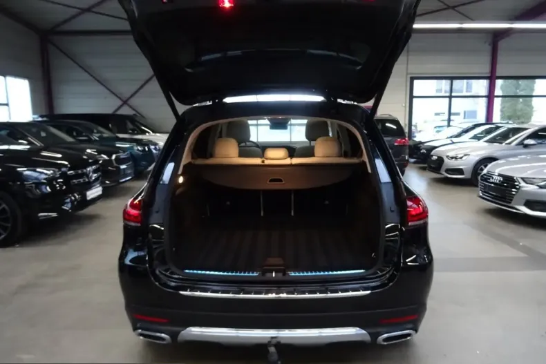 Mercedes-Benz GLE 400 (Clasa GLE) din 2023 cu 100.000 km - oferta MER200034 - foto 6