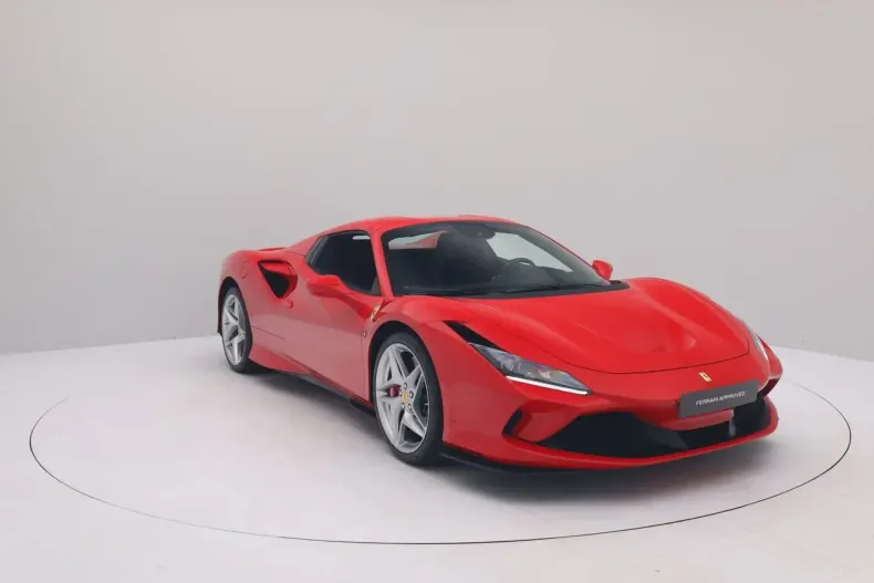 Ferrari F8 din 2022 cu 8.611 km - oferta FER200035 - foto 1