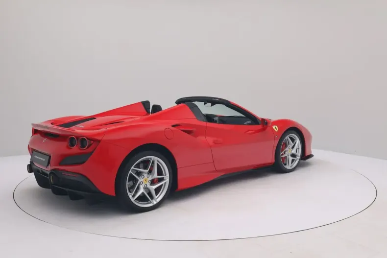 Ferrari F8 din 2022 cu 8.611 km - oferta FER200035 - foto 7