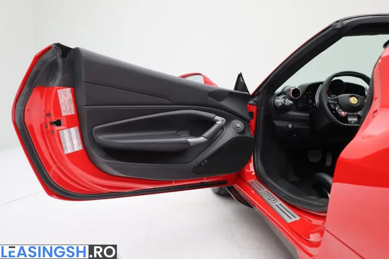 Ferrari F8 din 2022 cu 8.611 km - oferta FER200035 - foto 12