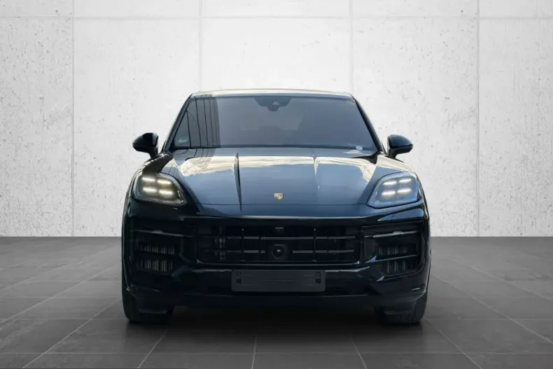 Porsche Cayenne din 2024 cu 22.650 km - oferta POR200037 - foto 3