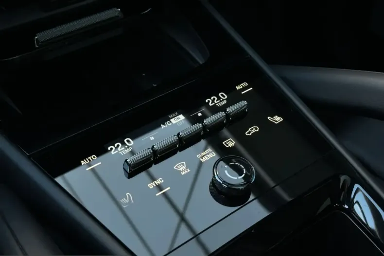 Porsche Cayenne din 2024 cu 22.650 km - oferta POR200037 - foto 8