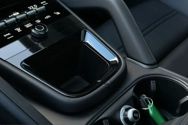 Porsche Cayenne din 2024 cu 22.650 km - oferta POR200037 - foto 9