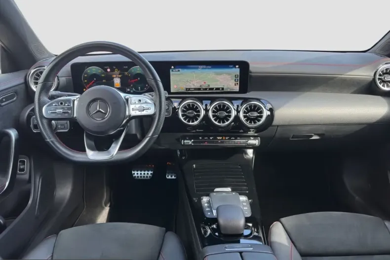 Mercedes-Benz CLA 200 (Clasa CLA) din 2021 cu 99.113 km - oferta MER200041 - foto 9