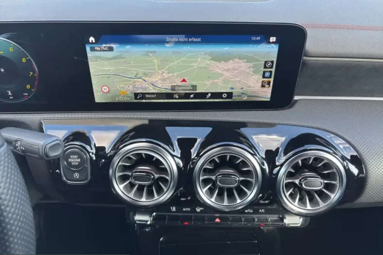 Mercedes-Benz CLA 200 (Clasa CLA) din 2021 cu 99.113 km - oferta MER200041 - foto 12