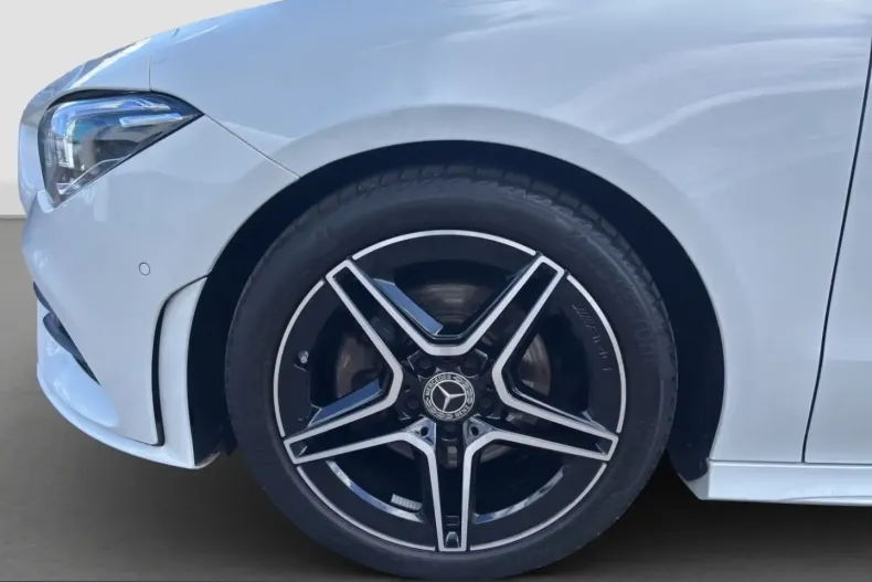 Mercedes-Benz CLA 200 (Clasa CLA) din 2021 cu 99.113 km - oferta MER200041 - foto 19