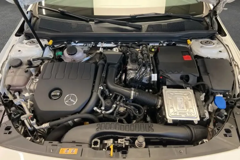 Mercedes-Benz CLA 250 (Clasa CLA) din 2021 cu 49.007 km - oferta MER200042 - foto 8