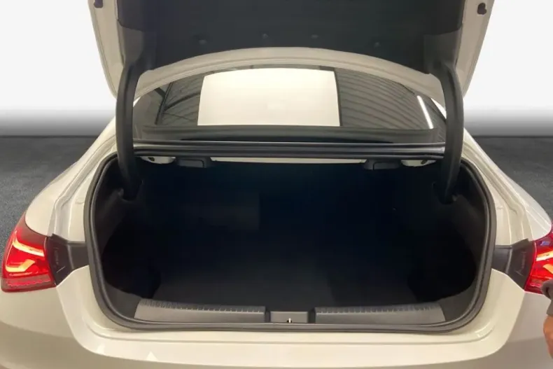 Mercedes-Benz CLA 250 (Clasa CLA) din 2021 cu 49.007 km - oferta MER200042 - foto 9