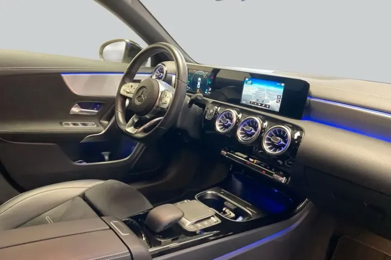 Mercedes-Benz CLA 250 (Clasa CLA) din 2021 cu 49.007 km - oferta MER200042 - foto 16