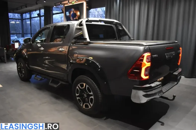 Toyota Hilux din 2025 cu 5.610 km - oferta TOY200047 - foto 4