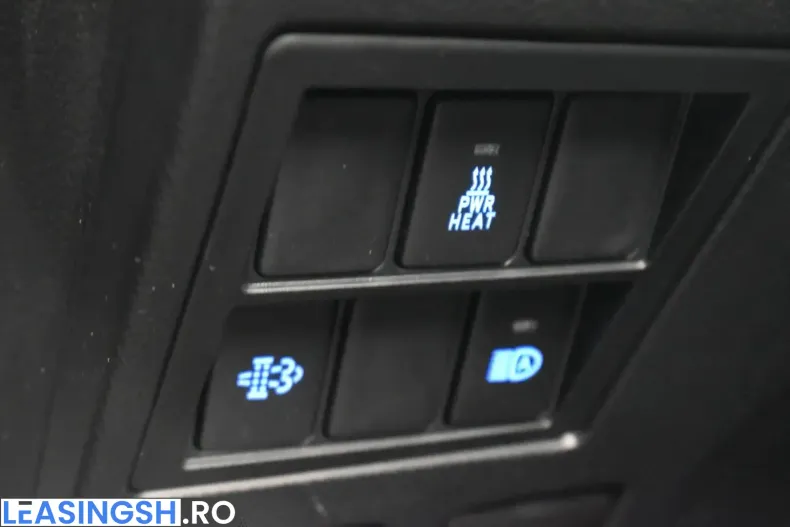 Toyota Hilux din 2025 cu 5.610 km - oferta TOY200047 - foto 20