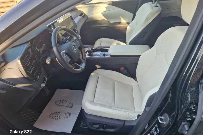 Lexus RX 450h+ din 2025 cu 6.591 km - oferta LEX200058 - foto 10