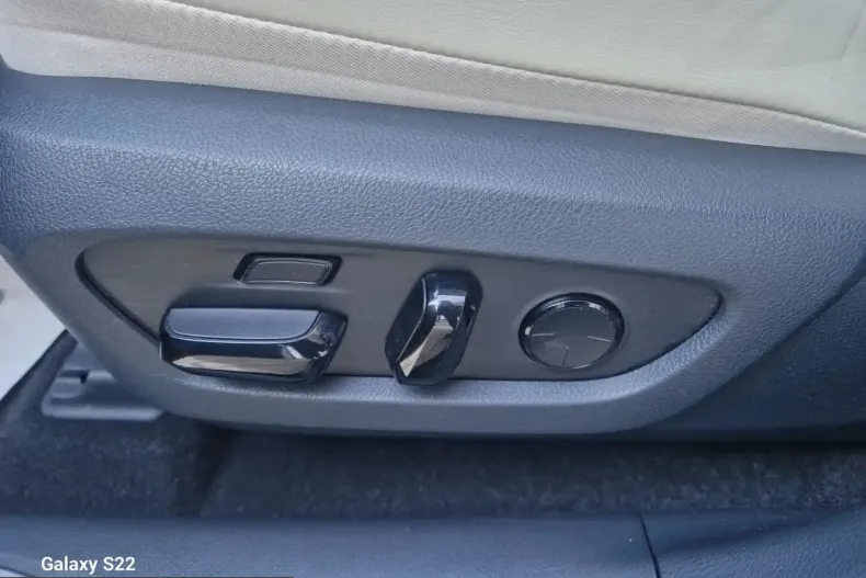 Lexus RX 450h+ din 2025 cu 6.591 km - oferta LEX200058 - foto 11