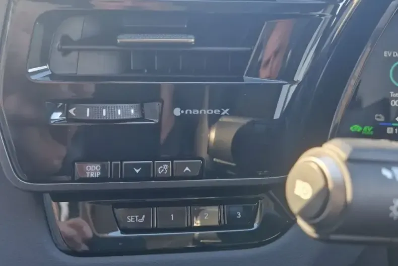 Lexus RX 450h+ din 2025 cu 6.591 km - oferta LEX200058 - foto 13