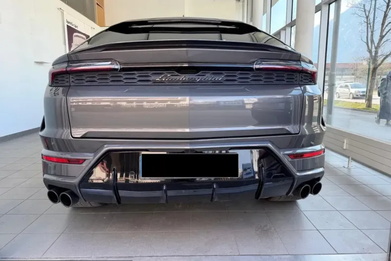 Lamborghini Urus din 2025 cu 6.500 km - oferta LAM200064 - foto 4