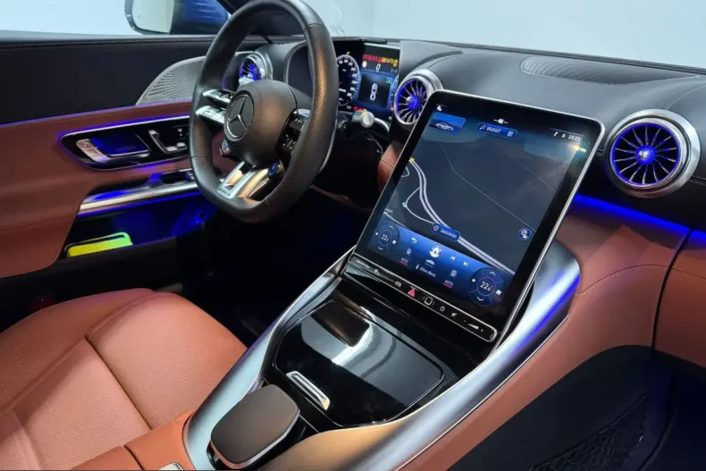 Mercedes-Benz AMG GT (Clasa GT) din 2023 cu 8.100 km - oferta MER200068 - foto 8