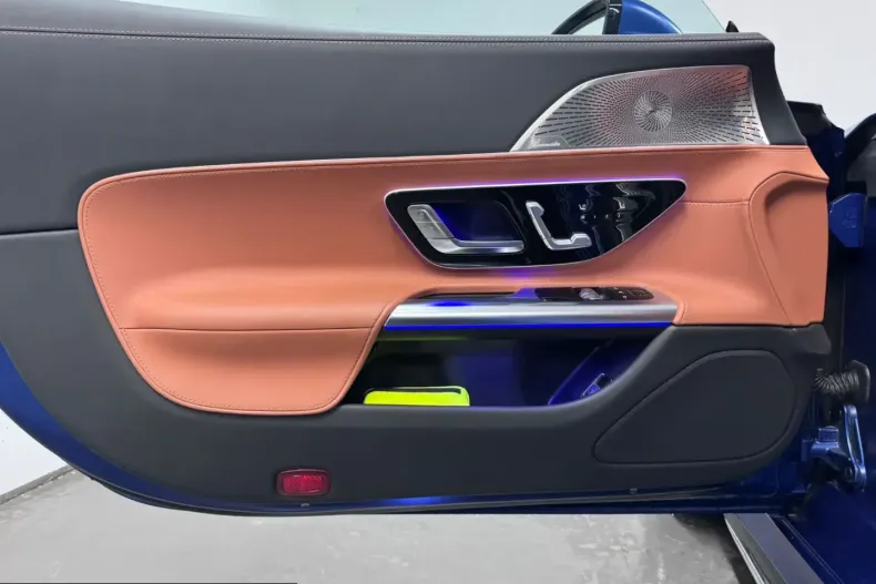 Mercedes-Benz AMG GT (Clasa GT) din 2023 cu 8.100 km - oferta MER200068 - foto 18