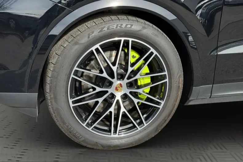 Porsche Cayenne din 2023 cu 22.813 km - oferta POR200069 - foto 8