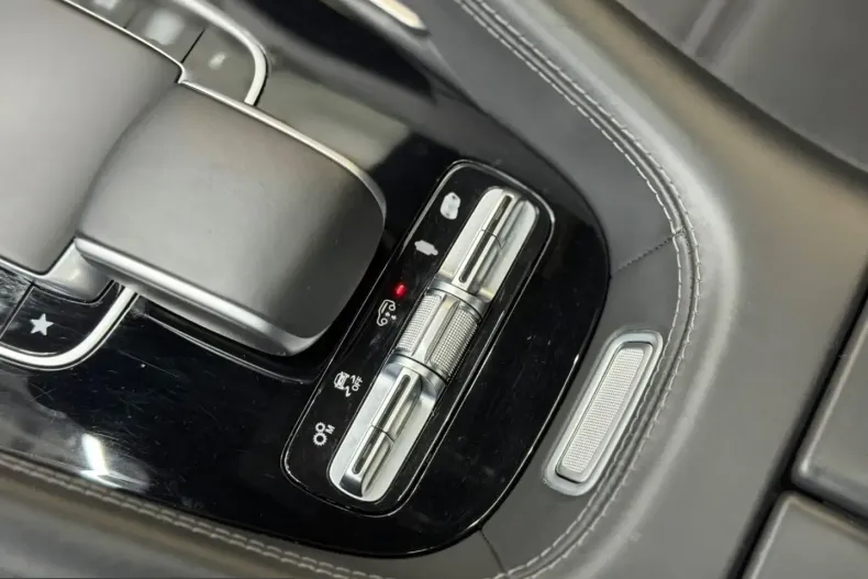 Mercedes-Benz GLS 63 (Clasa GLS) din 2022 cu 63.395 km - oferta MER200070 - foto 29