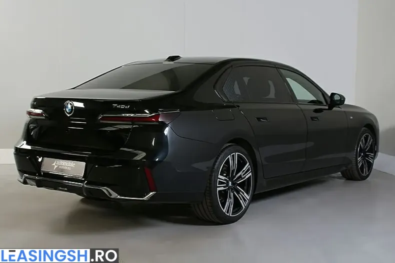 BMW 740 (Seria 7) din 2025 cu 5.900 km - oferta BMW200071 - foto 4