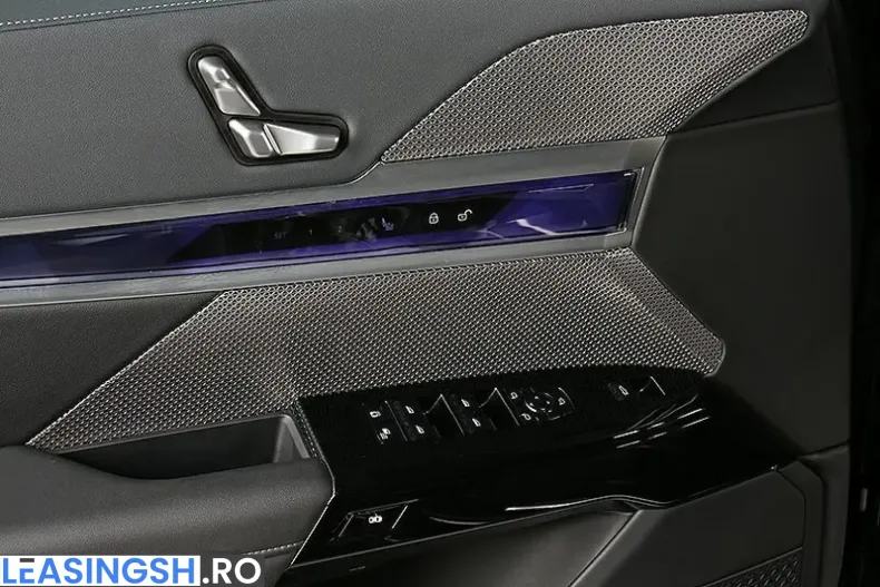 BMW 740 (Seria 7) din 2025 cu 5.900 km - oferta BMW200071 - foto 17