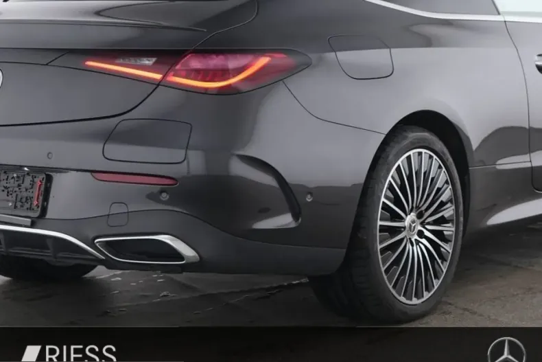Mercedes-Benz CLE 300 (Clasa CLE) din 2024 cu 38.297 km - oferta MER200076 - foto 4