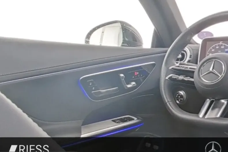 Mercedes-Benz CLE 300 (Clasa CLE) din 2024 cu 38.297 km - oferta MER200076 - foto 8