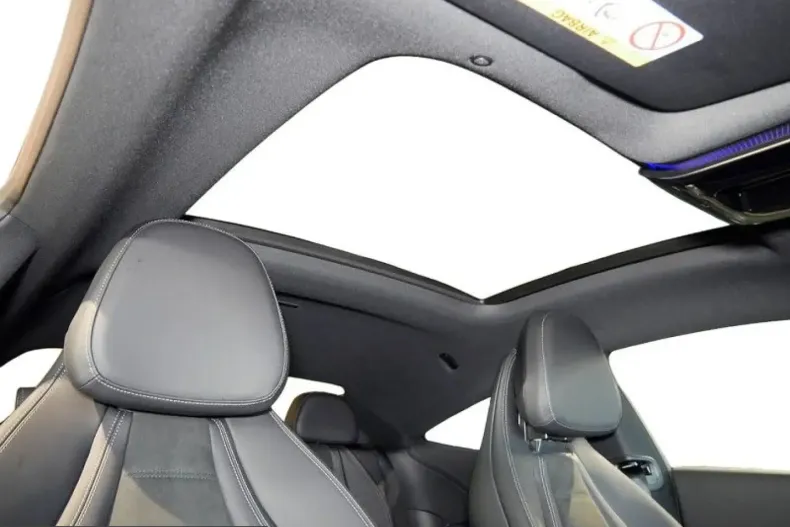 Mercedes-Benz CLE 300 (Clasa CLE) din 2024 cu 15.735 km - oferta MER200077 - foto 8