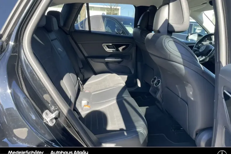 Mercedes-Benz GLC 300 (Clasa GLC) din 2023 cu 44.724 km - oferta MER200079 - foto 10