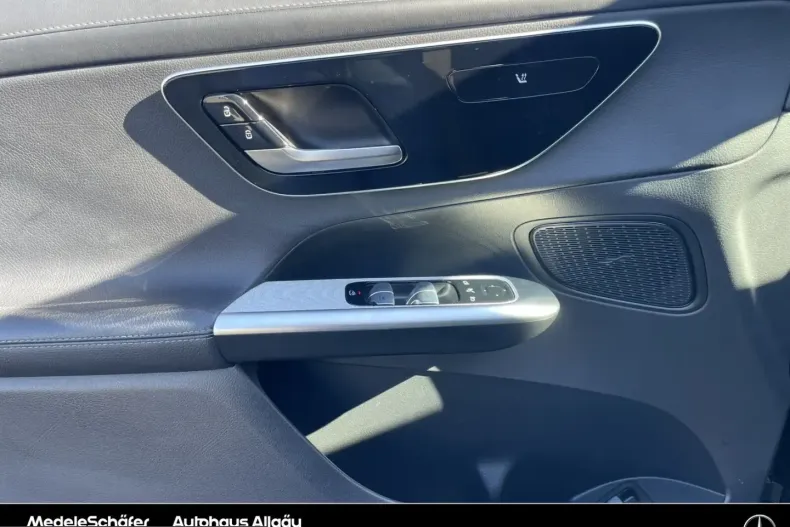 Mercedes-Benz GLC 300 (Clasa GLC) din 2023 cu 44.724 km - oferta MER200079 - foto 17