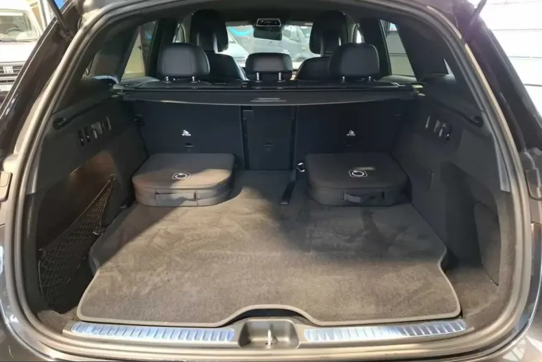 Mercedes-Benz GLC 300 (Clasa GLC) din 2023 cu 52.576 km - oferta MER200081 - foto 23