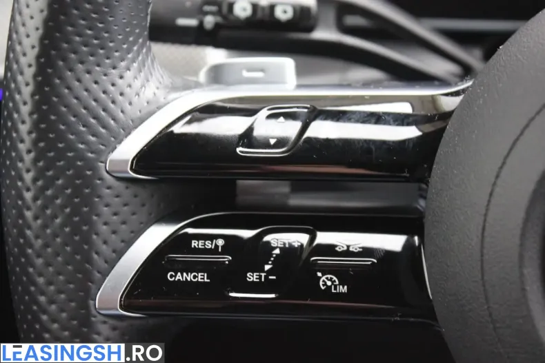 Mercedes-Benz GLC 200 (Clasa GLC) din 2024 cu 38.100 km - oferta MER200082 - foto 17