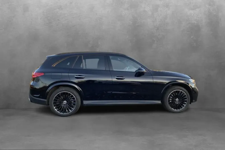 Mercedes-Benz GLC 300 (Clasa GLC) din 2023 cu 67.600 km - oferta MER200083 - foto 4