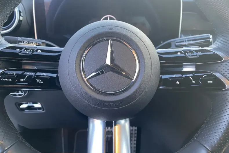 Mercedes-Benz GLC 300 (Clasa GLC) din 2023 cu 67.600 km - oferta MER200083 - foto 12