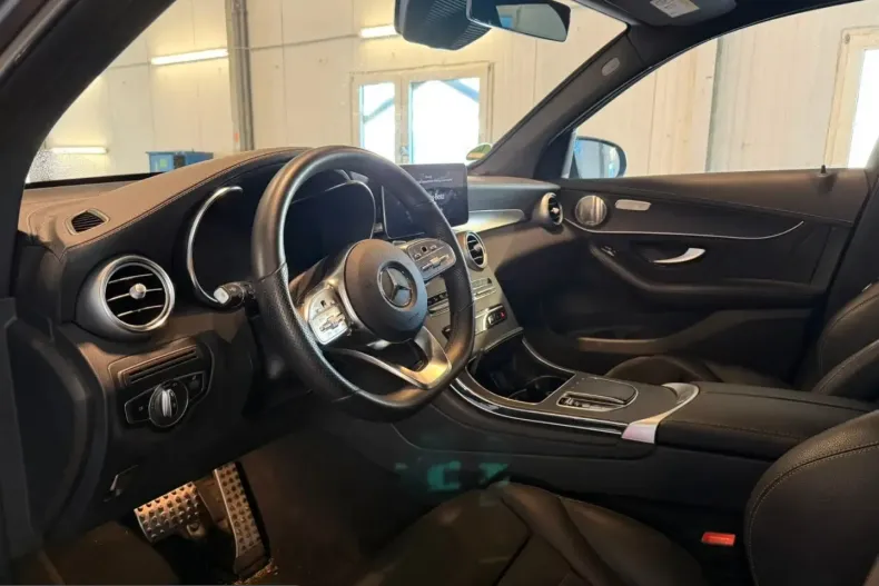 Mercedes-Benz GLC 300 (Clasa GLC) din 2022 cu 43.564 km - oferta MER200086 - foto 11