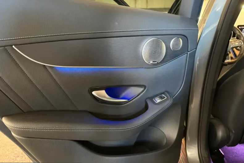 Mercedes-Benz GLC 300 (Clasa GLC) din 2022 cu 43.564 km - oferta MER200086 - foto 25