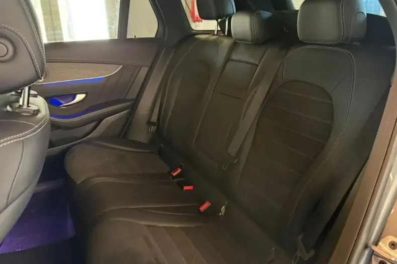 Mercedes-Benz GLC 300 (Clasa GLC) din 2022 cu 43.564 km - oferta MER200086 - foto 26