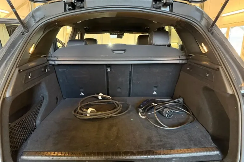 Mercedes-Benz GLC 300 (Clasa GLC) din 2022 cu 43.564 km - oferta MER200086 - foto 28