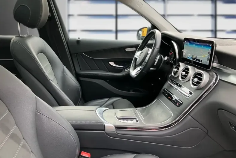 Mercedes-Benz GLC 300 (Clasa GLC) din 2022 cu 79.366 km - oferta MER200088 - foto 12