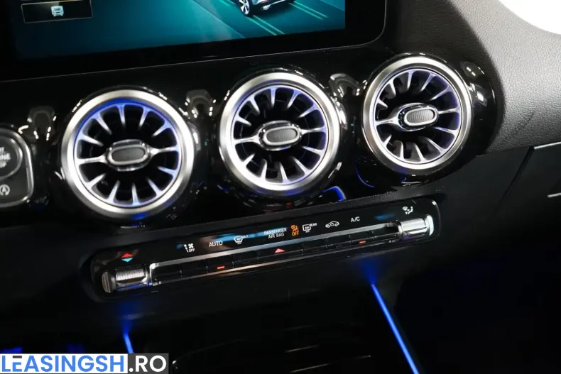 Mercedes-Benz GLA 250 (Clasa GLA) din 2021 cu 66.236 km - oferta MER200089 - foto 24