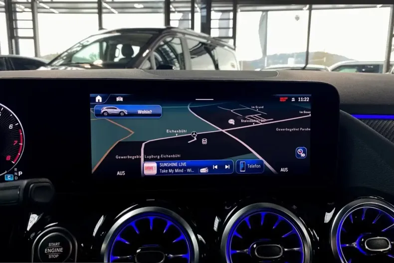 Mercedes-Benz GLA 220 (Clasa GLA) din 2024 cu 15.677 km - oferta MER200092 - foto 12