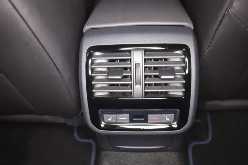 Volkswagen Arteon din 2021 cu 27.626 km - oferta VOL200093 - foto 16