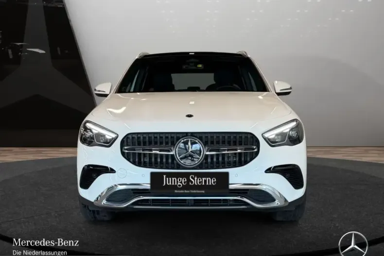 Mercedes-Benz GLA 180 (Clasa GLA) din 2024 cu 18.352 km - oferta MER200094 - foto 2