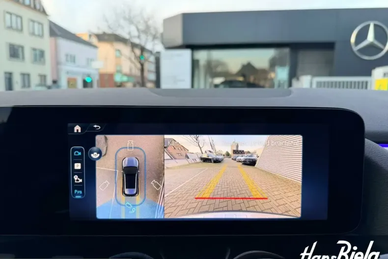 Mercedes-Benz GLA 200 (Clasa GLA) din 2025 cu 10.220 km - oferta MER200095 - foto 8