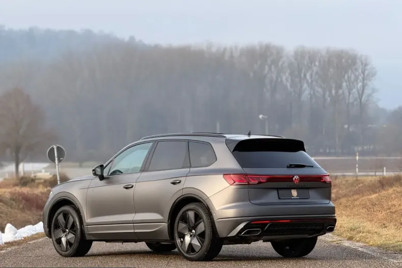 Volkswagen Touareg din 2024 cu 60.000 km - oferta VOL200100 - foto 8