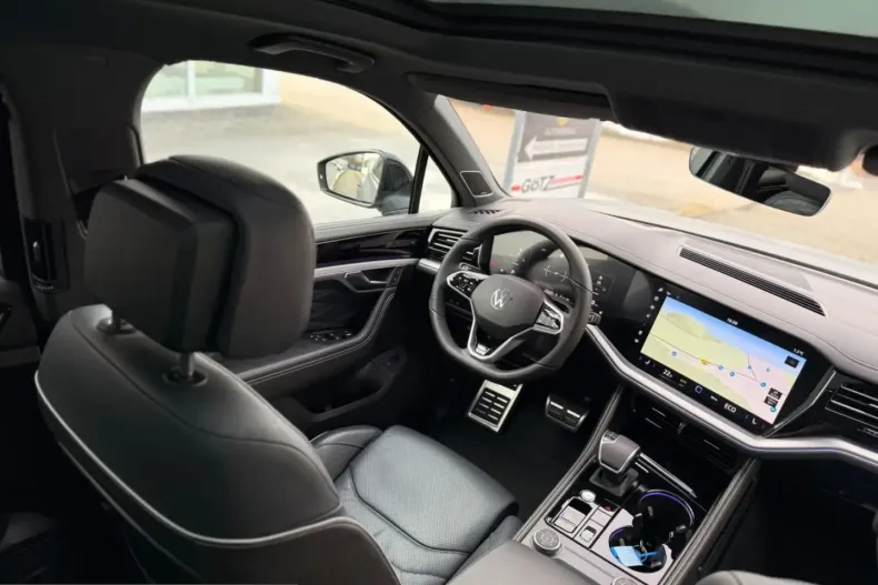 Volkswagen Touareg din 2024 cu 60.000 km - oferta VOL200100 - foto 20