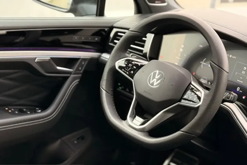 Volkswagen Touareg din 2024 cu 60.000 km - oferta VOL200100 - foto 22