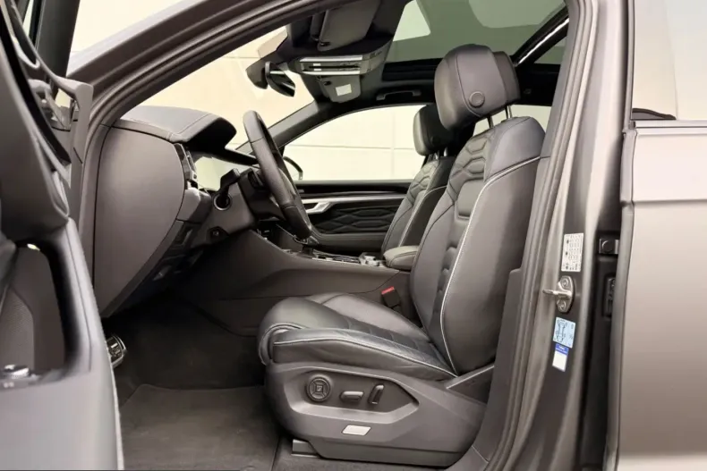 Volkswagen Touareg din 2024 cu 60.000 km - oferta VOL200100 - foto 27