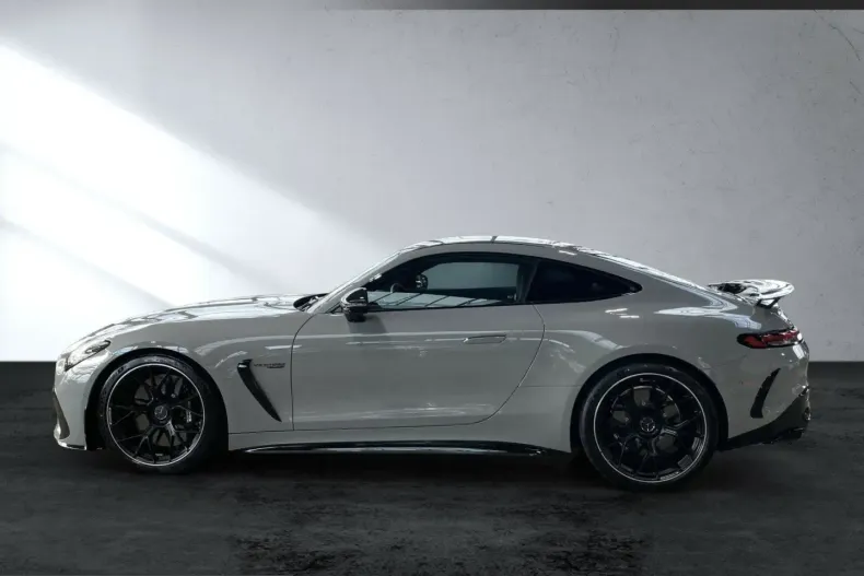 Mercedes-Benz AMG GT (Clasa GT) din 2025 cu 3.080 km - oferta MER200101 - foto 2